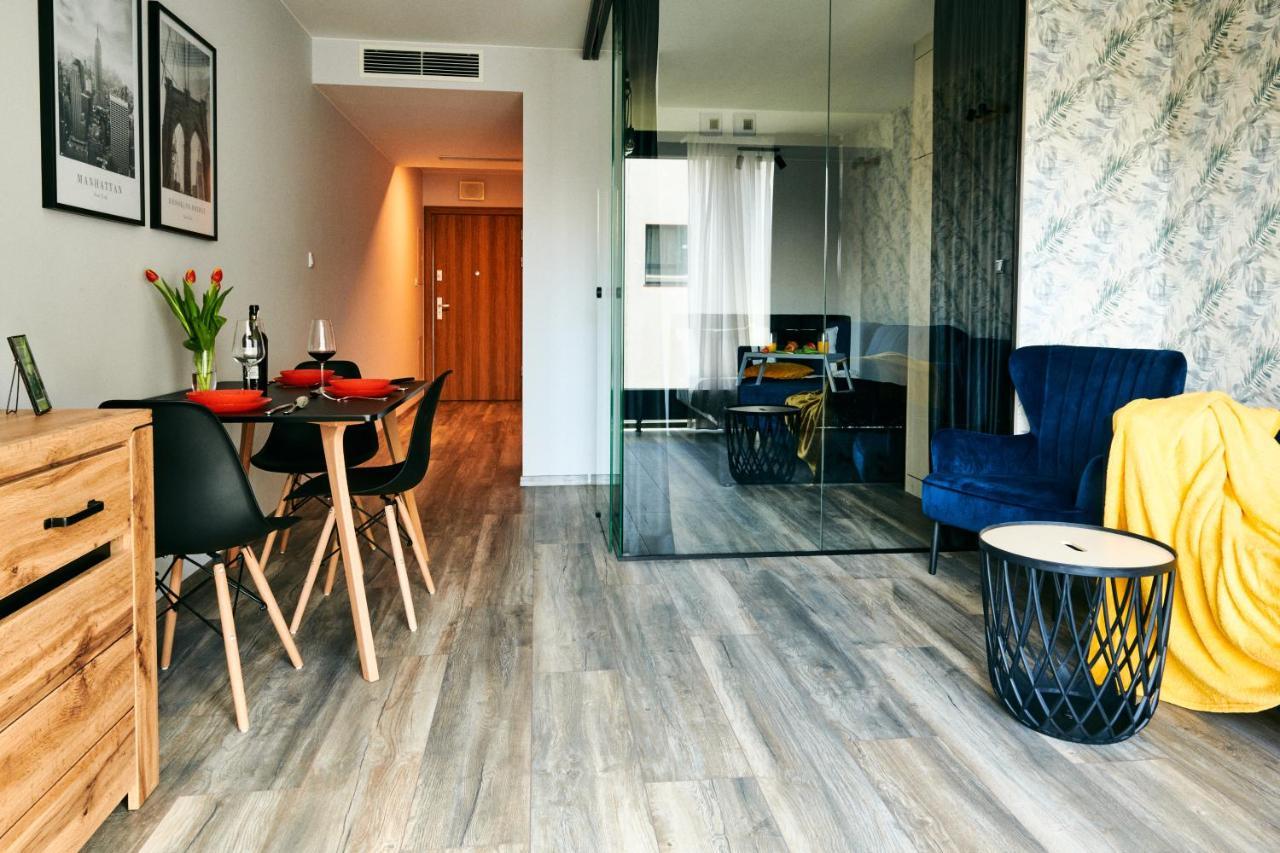 EASY RENT Apartamnents - Crystal Lublin Exteriör bild